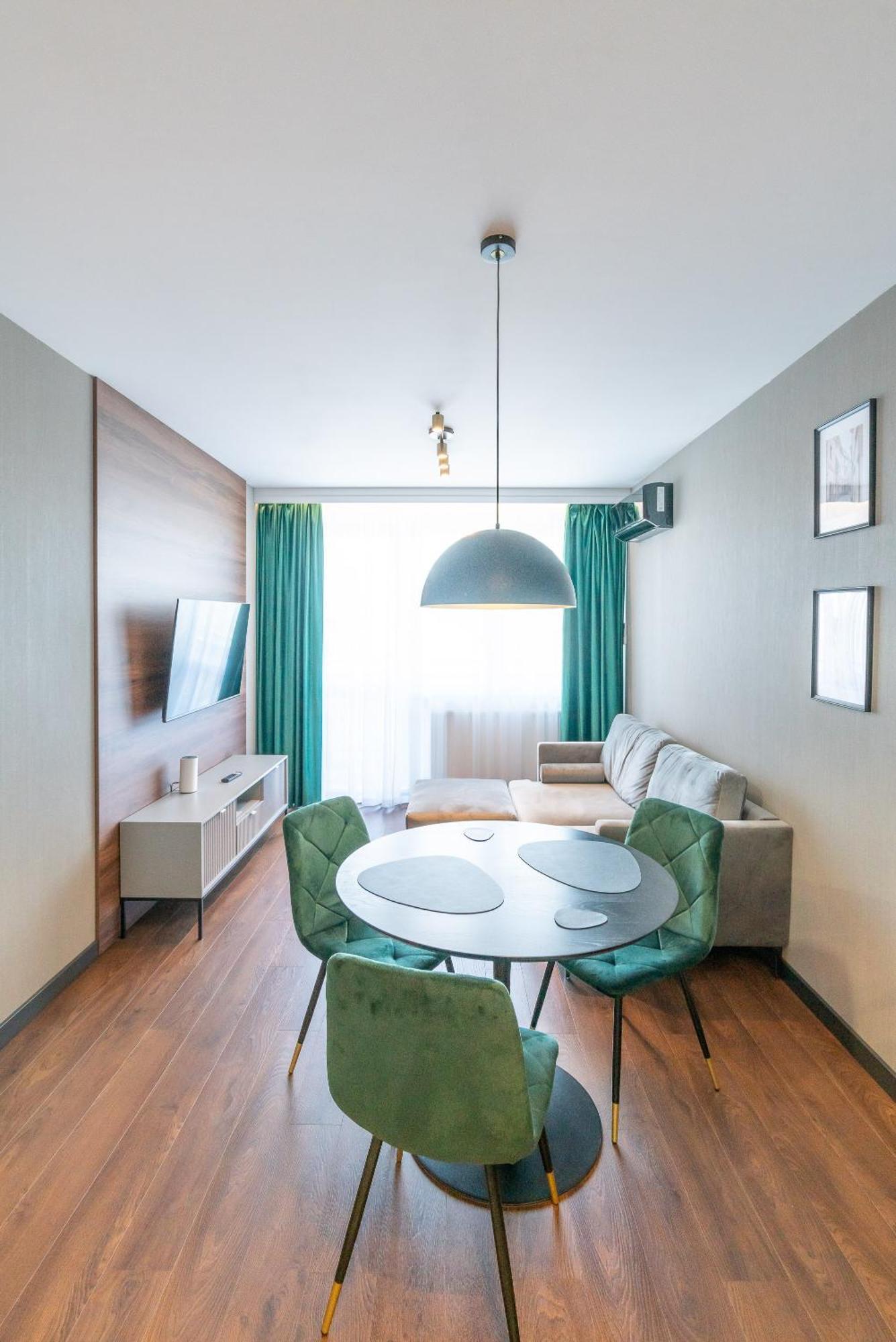 Noche Apartamenty Premium Biala Podlaska Ngoại thất bức ảnh