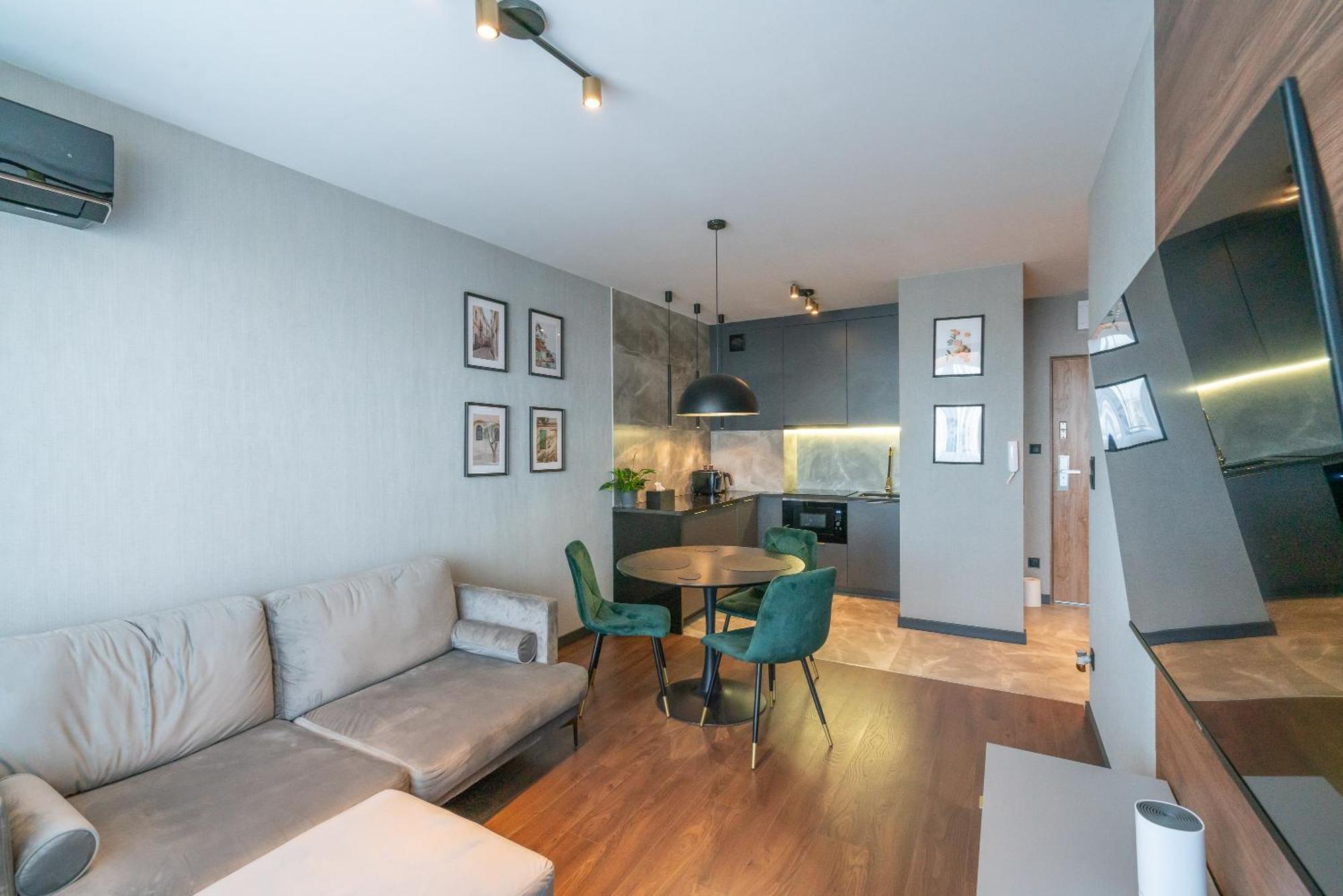 Noche Apartamenty Premium Biala Podlaska Ngoại thất bức ảnh